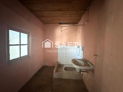 Maison - 288 m² - 3 pièces