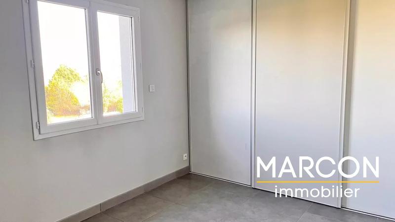 Local d'activités - 102 m² - 3 pièces