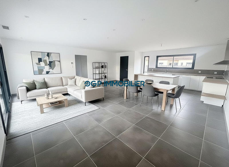 Maison - 130 m² - 5 pièces