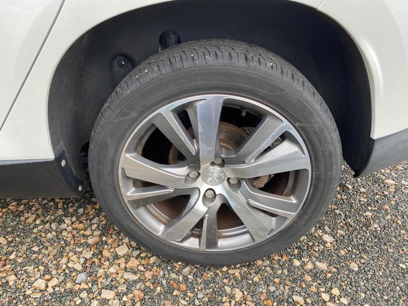 Peugeot 2008 1.6 Bhdi 120 Allure