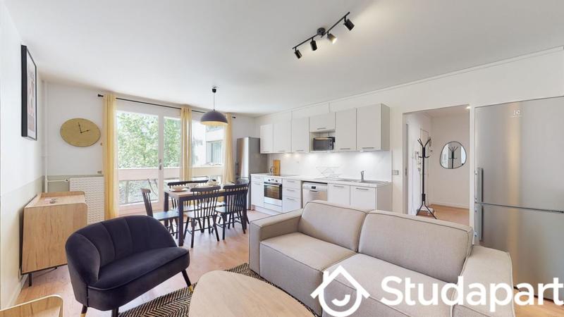 Chambre - 11 m² - 1 pièce