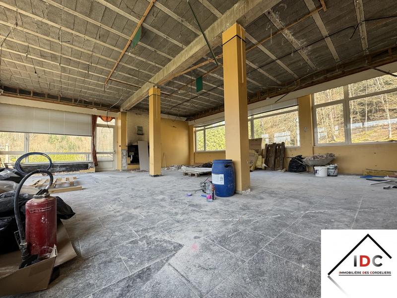 Maison - 106 m² - 1 pièce