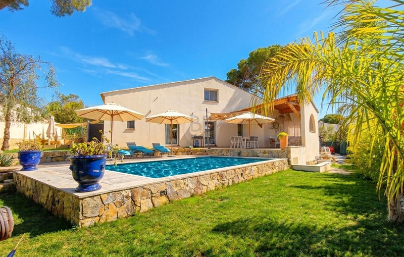 Villa - 153 m² - 5 pièces