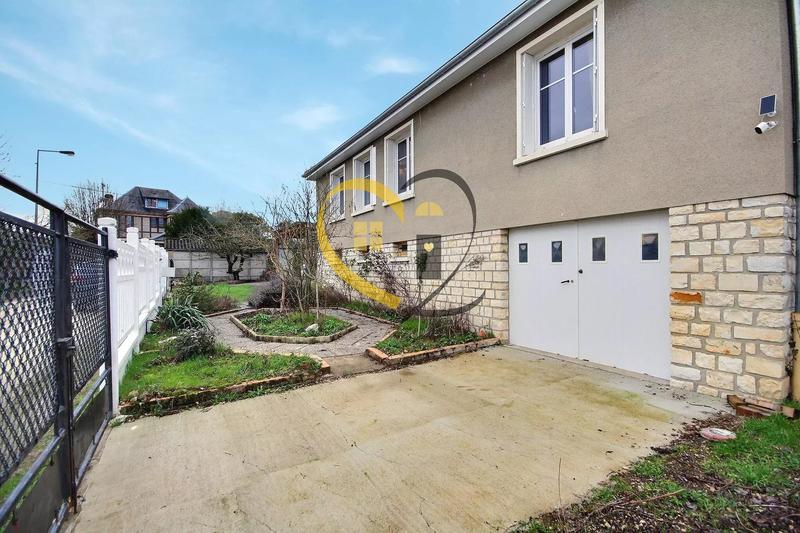 Maison - 97 m² - 4 pièces