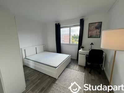 Chambre - 12 m² - 1 pièce