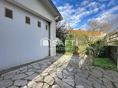 Maison - 90 m² - 3 pièces