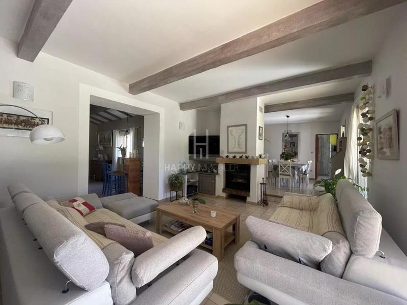 Villa - 218 m² - 7 pièces