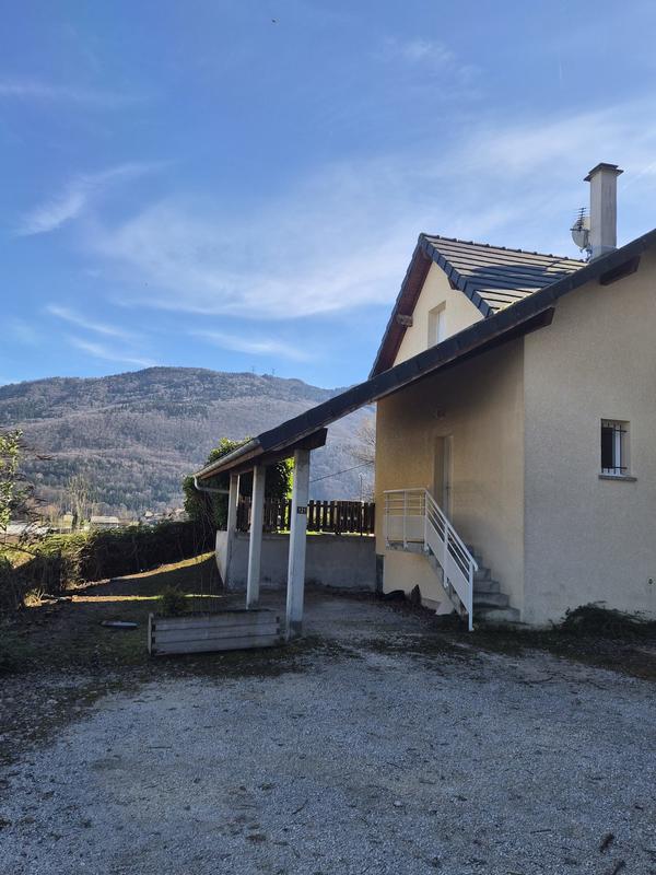 Maison - 110 m² - 5 pièces