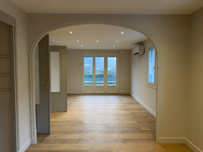 Appartement - 98 m² - 4 pièces