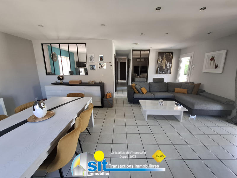 Maison - 96 m² - 4 pièces