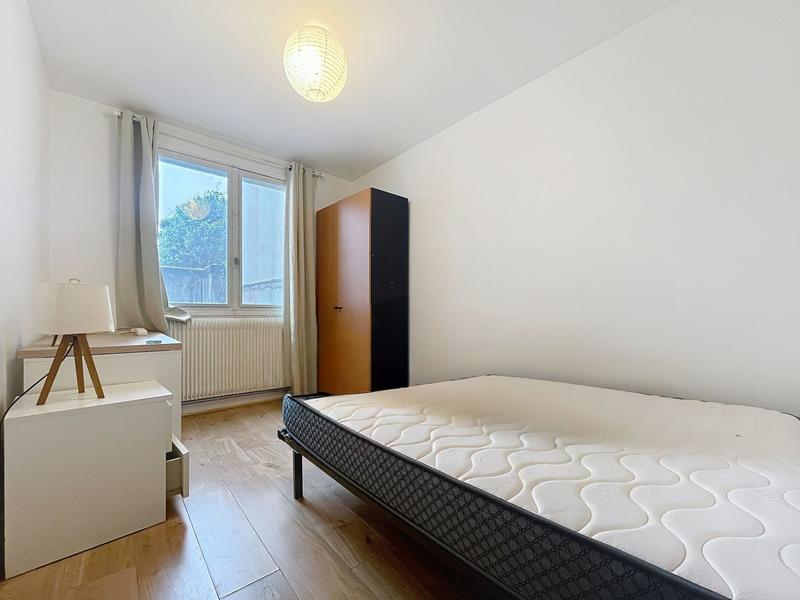 Appartement - 82 m² - 5 pièces