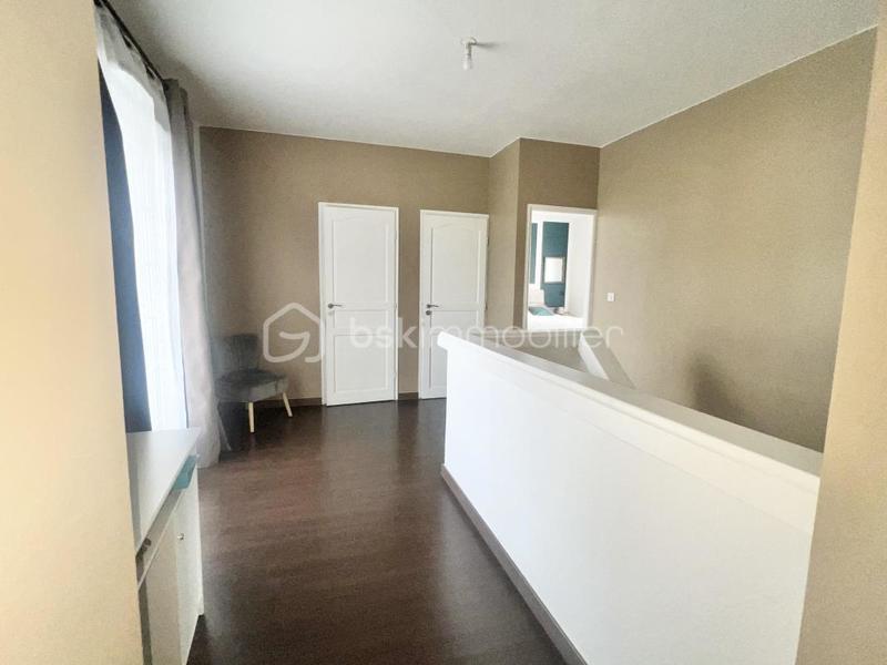 Maison - 170 m² - 10 pièces