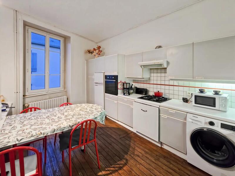 Maison - 172 m² - 8 pièces