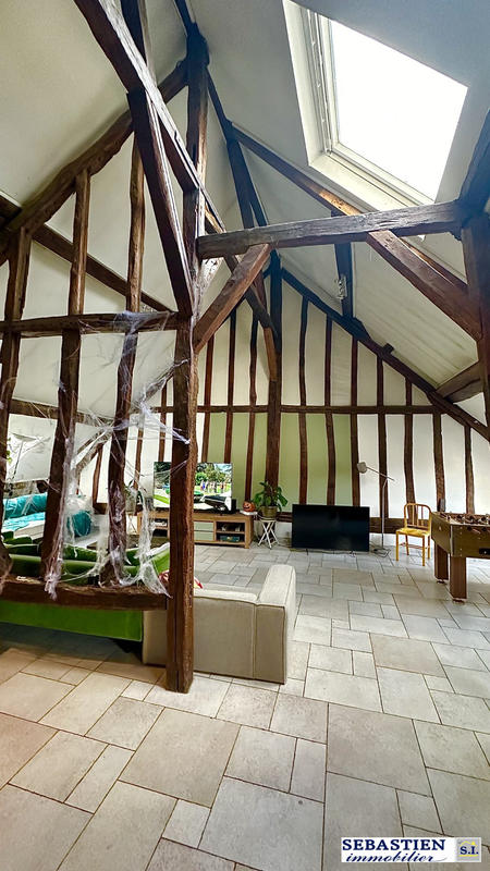 Appartement - 144 m² - 6 pièces