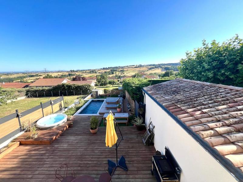 Maison - 91 m² - 4 pièces