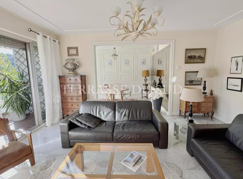 Appartement - 145 m² - 5 pièces