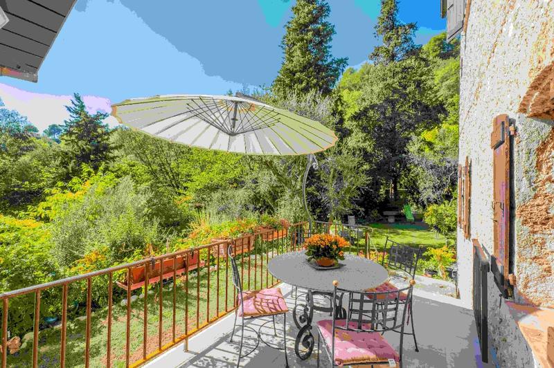 Maison - 253 m² - 9 pièces