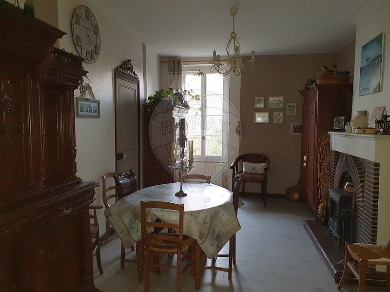 Maison - 192 m² - 5 pièces