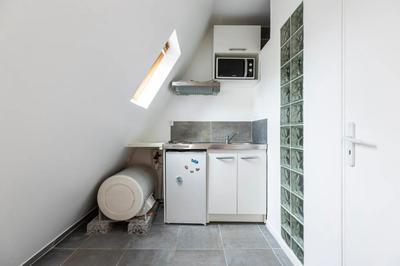 Studio - 12 m² - 1 pièce