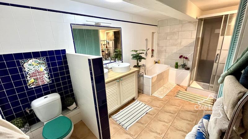 Appartement - 175 m² - 6 pièces