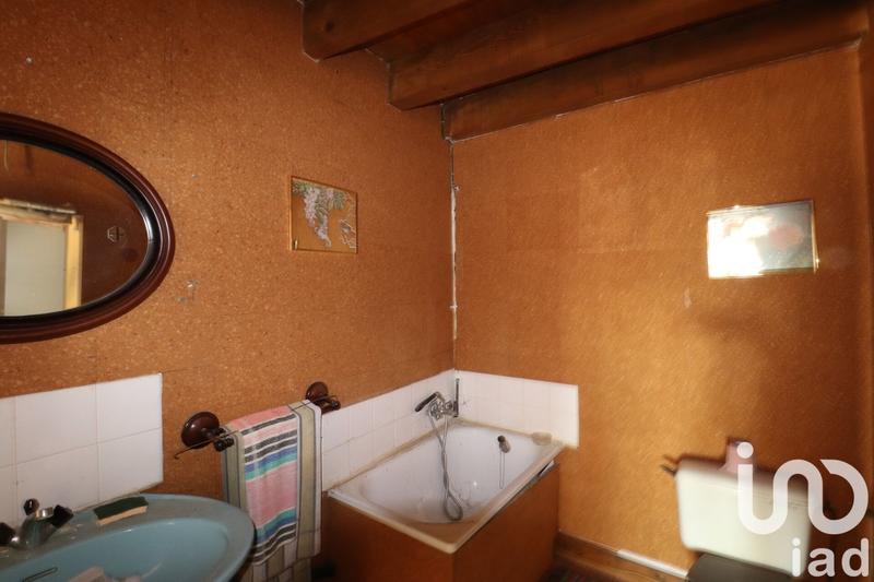 Maison - 205 m² - 9 pièces