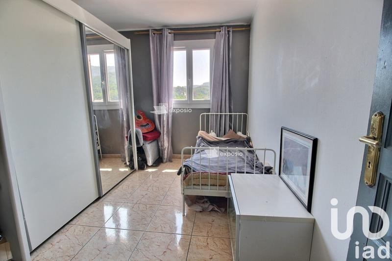 Maison - 205 m² - 9 pièces