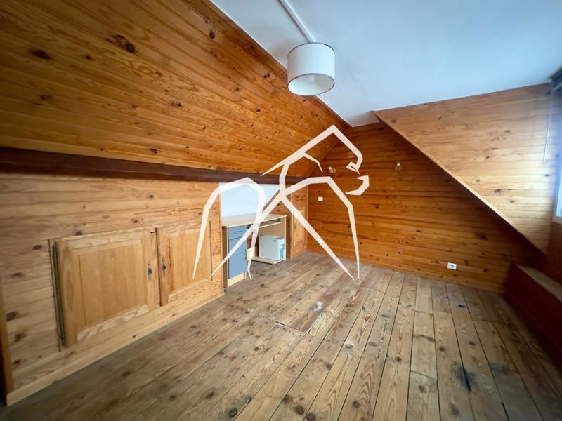 Maison ancienne - 100 m² - 5 pièces