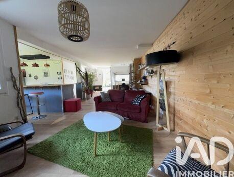 Maison - 292 m² - 10 pièces