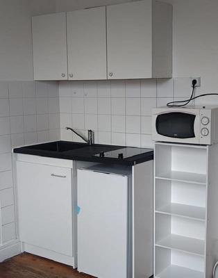 Studio - 24 m² - 1 pièce