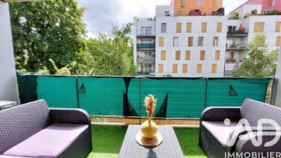 Appartement - 82 m² - 4 pièces