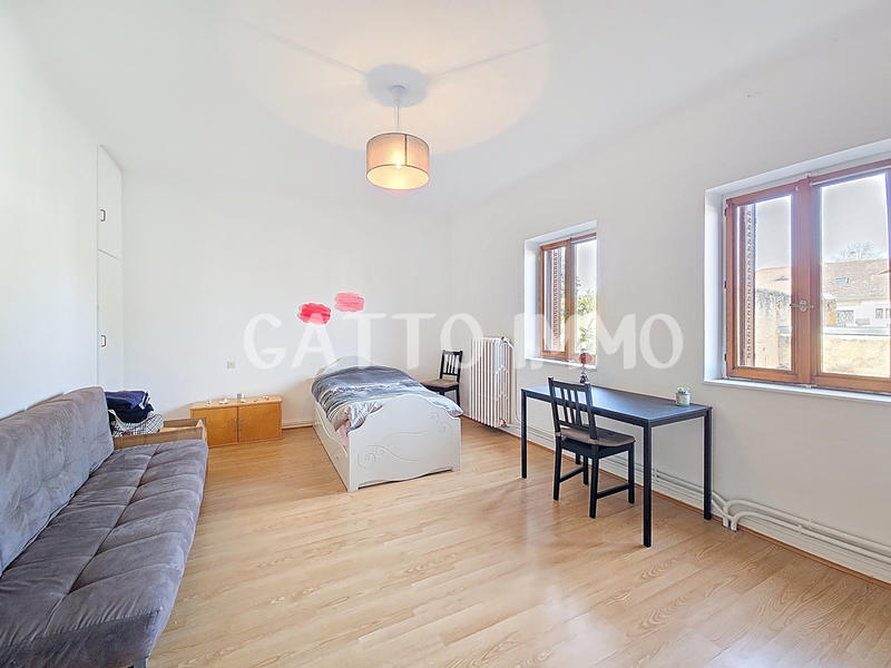 Maison - 160 m² - 5 pièces