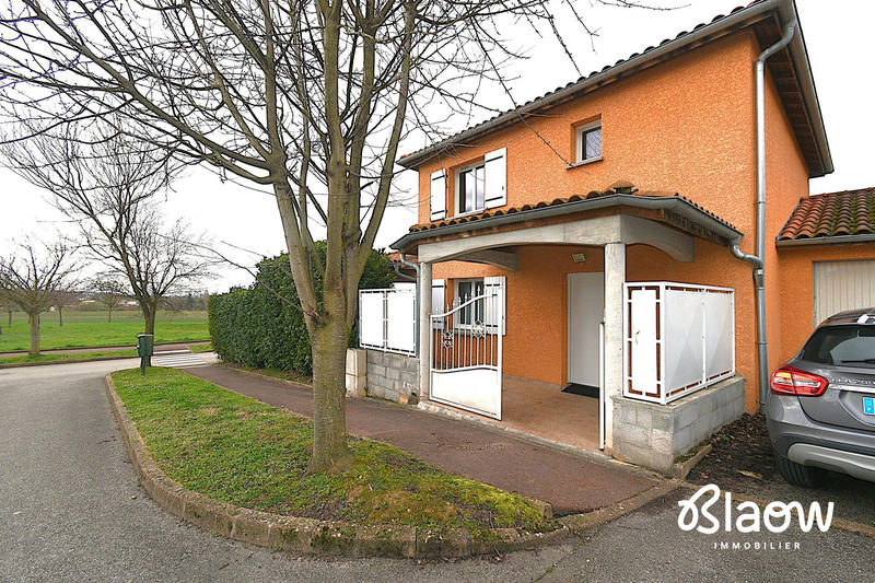 Maison - 94 m² - 5 pièces