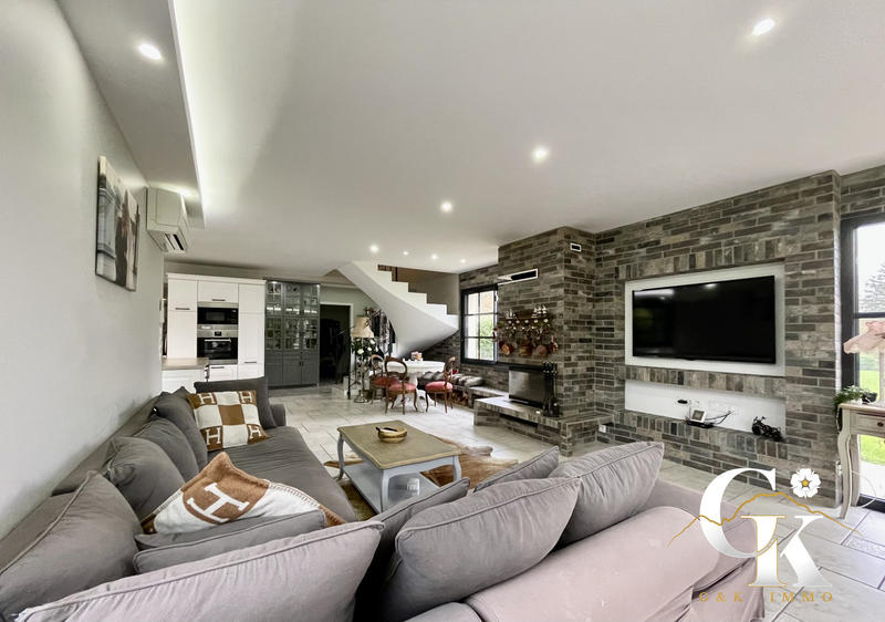 Maison contemporaine - 152 m² - 5 pièces