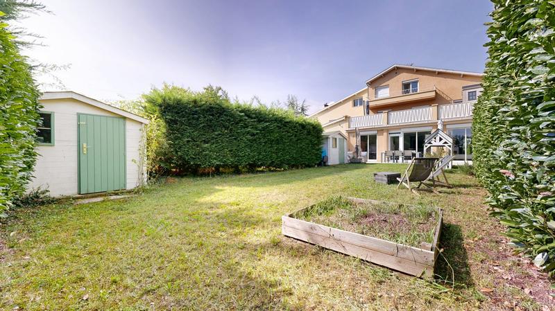 Appartement - 90 m² - 4 pièces