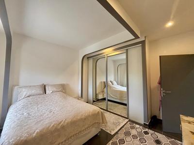 Maison - 149 m² - 9 pièces