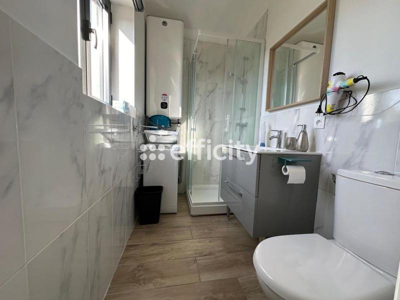 Maison - 127 m² - 10 pièces