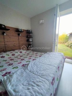 Maison - 96 m² - 6 pièces