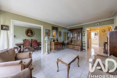 Appartement - 99 m² - 5 pièces