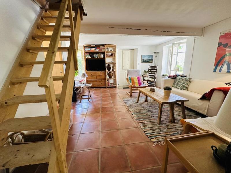 Propriété - 300 m² - 12 pièces