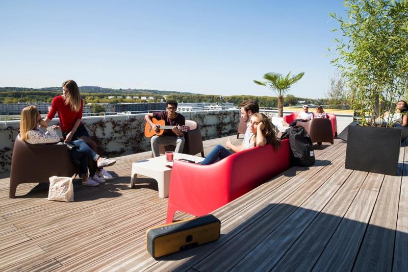 Appartement - 103 m² - 1 pièce