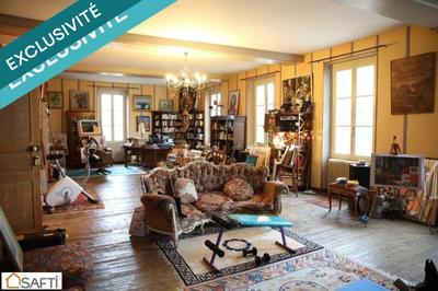 Maison - 245 m² - 7 pièces