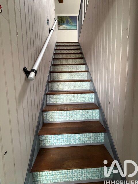 Maison - 224 m² - 7 pièces