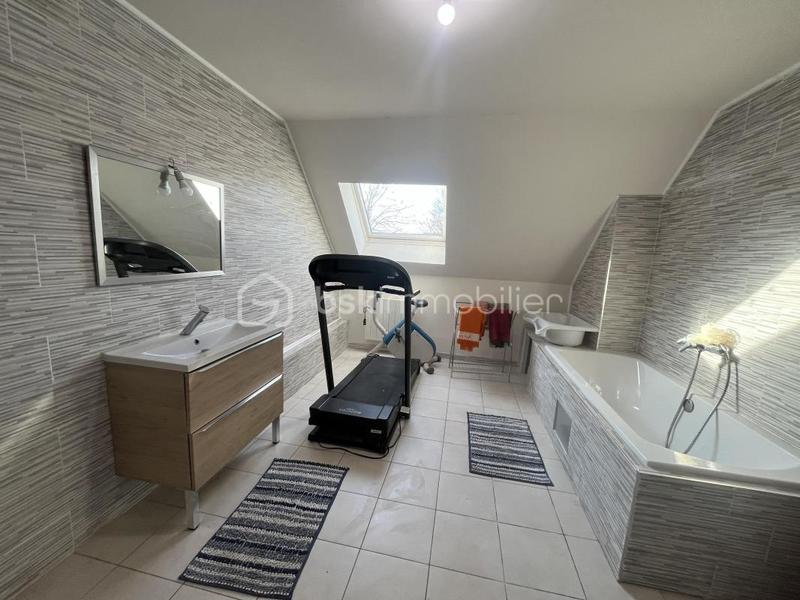 Maison - 190 m² - 7 pièces