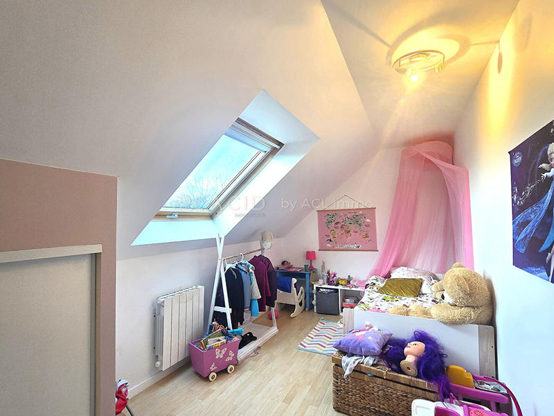 Maison - 128 m² - 7 pièces