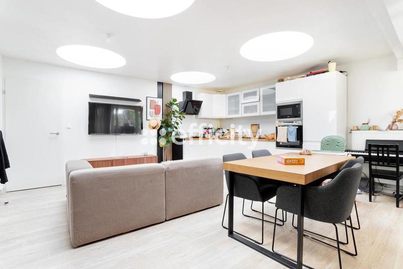 Appartement - 79 m² - 4 pièces