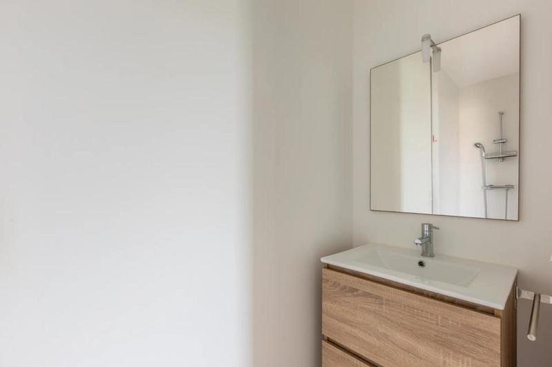 Maison - 246 m² - 8 pièces