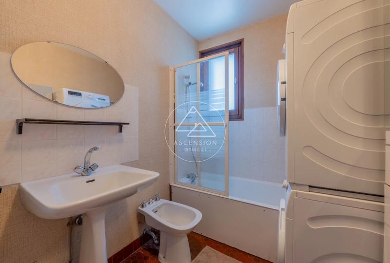 Appartement - 57 m² - 3 pièces