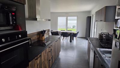 Maison - 120 m² - 5 pièces