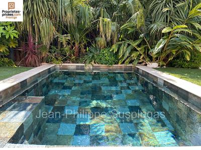 Maison - 190 m² - 9 pièces