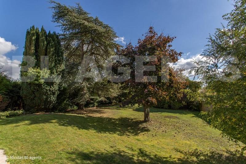 Maison - 180 m² - 7 pièces